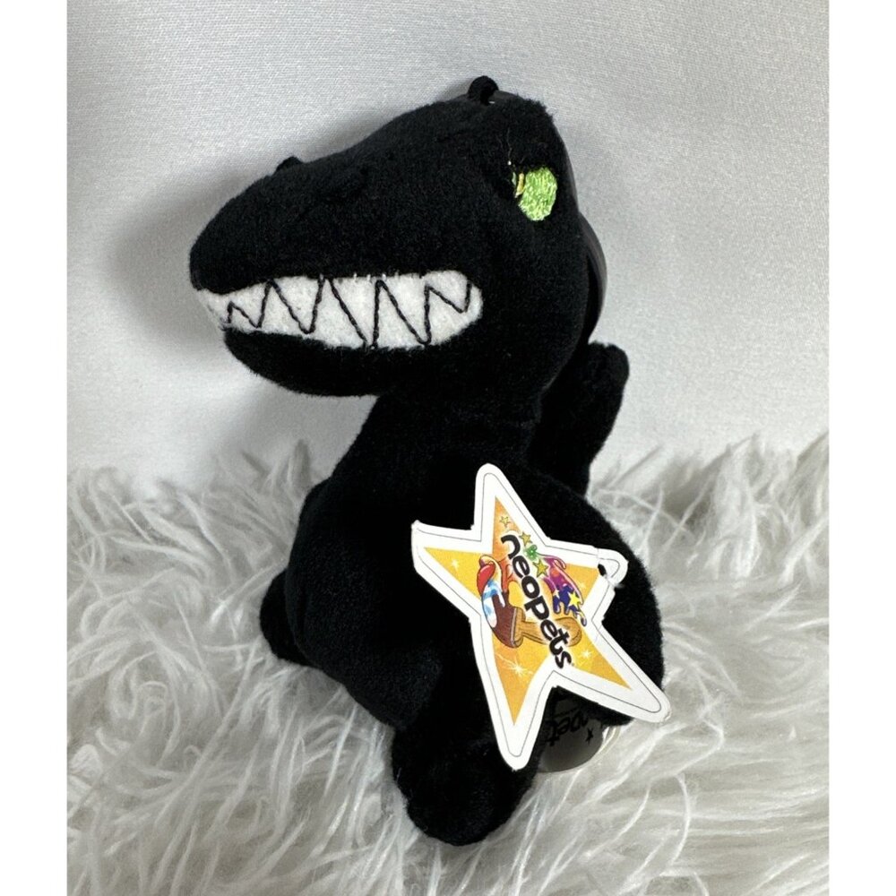 NEOPETS Shadow Grarrl Mini Plushie McDonalds Happy Meal Toy 2005 With Tags